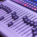 EQ+ Equalizer логотип